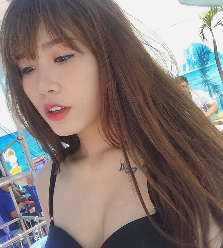 年轻的妈妈8